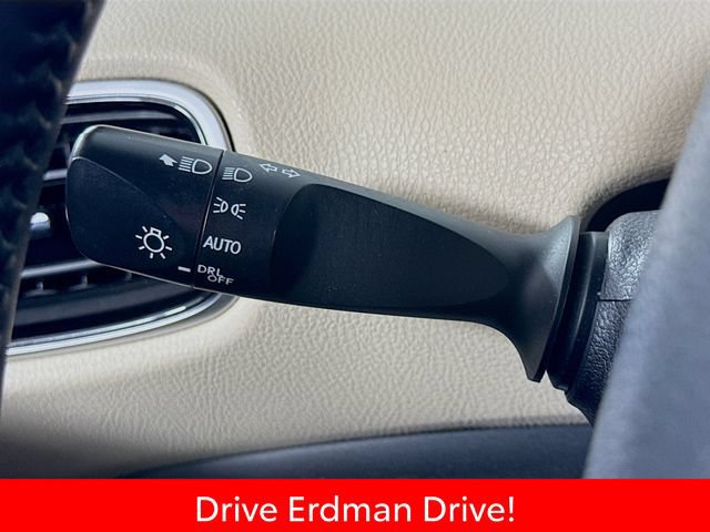 Certified 2018 Toyota Prius Three FWD image 14