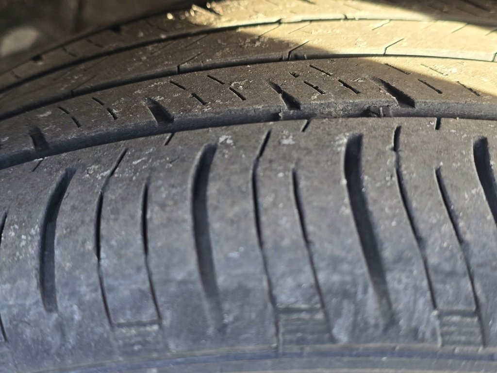 Used 2024 Toyota Camry SE image 10