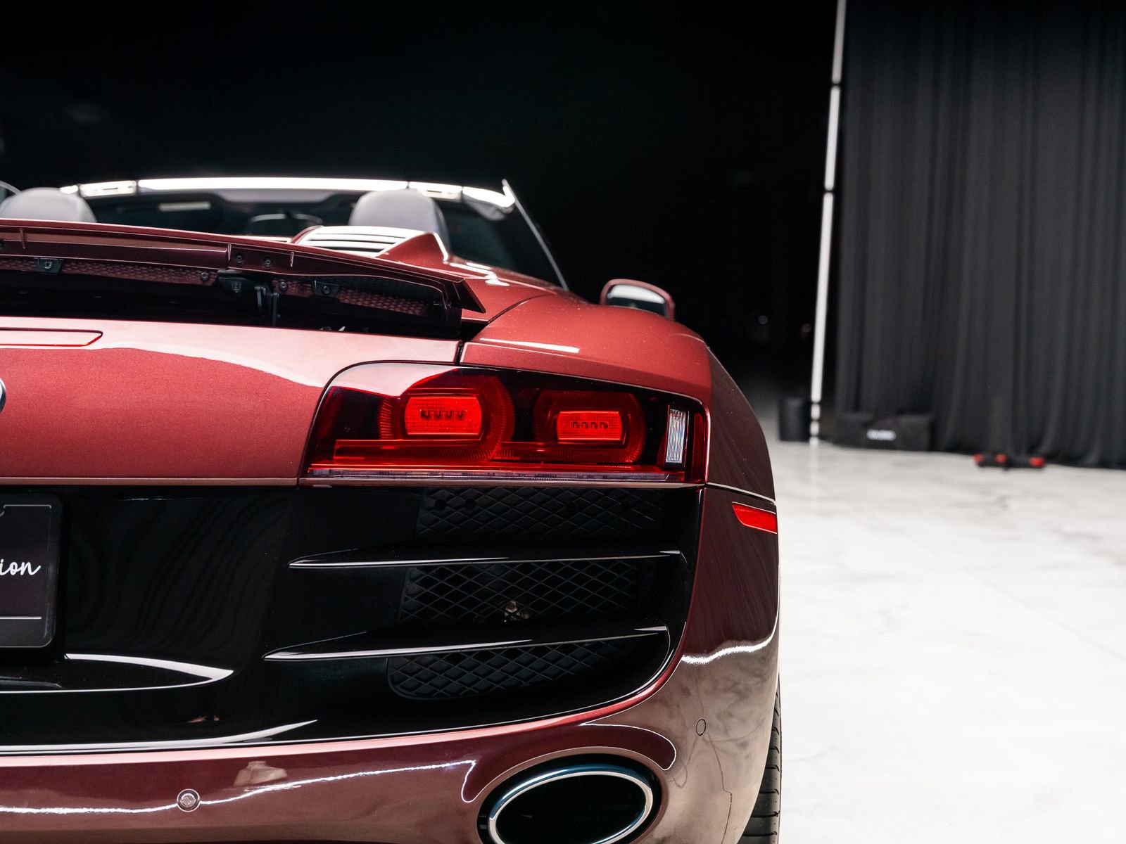 Used 2011 Audi R8 V10 image 36