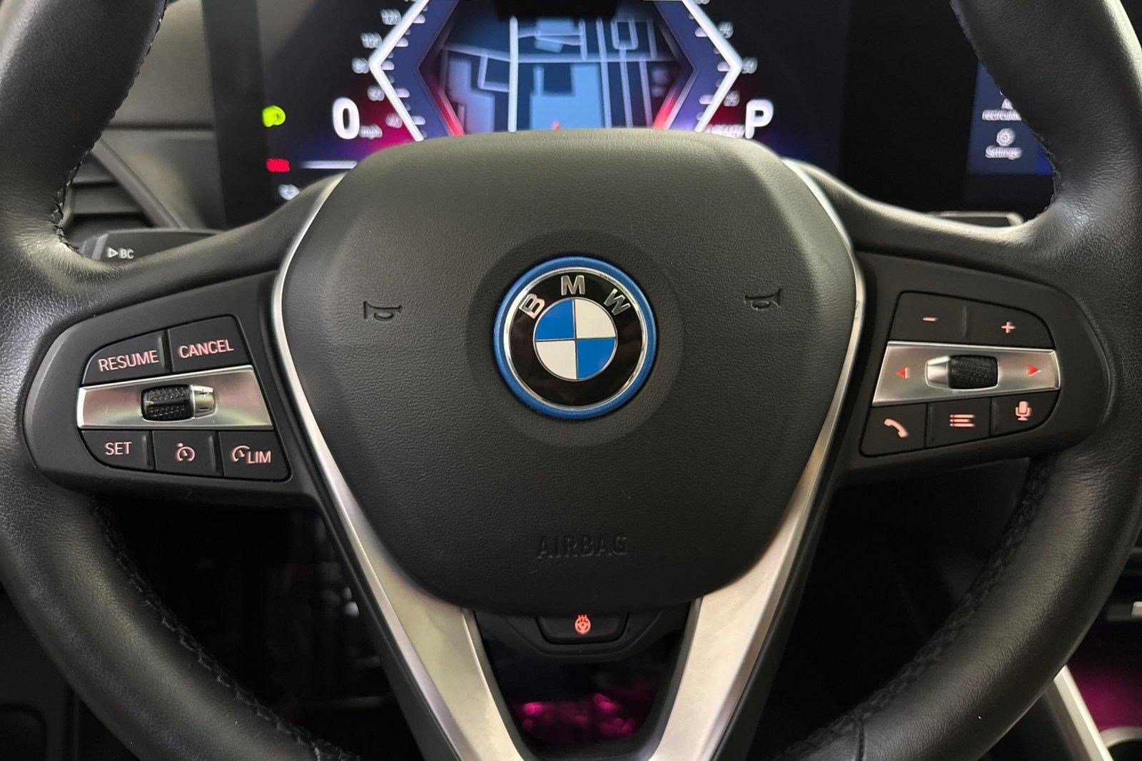 Used 2023 BMW i4 eDrive35 w/ Premium Package RWD image 17