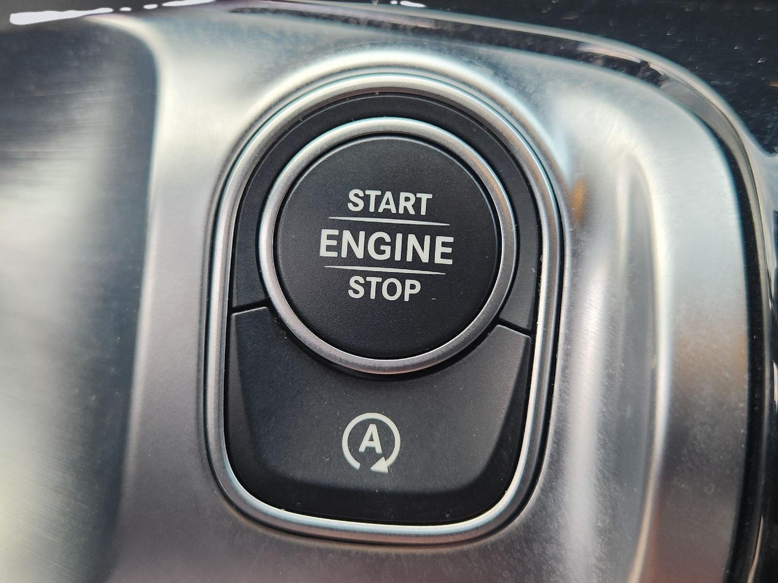 Used 2023 Mercedes-Benz GLB 250 4MATIC w/ Premium Package image 20