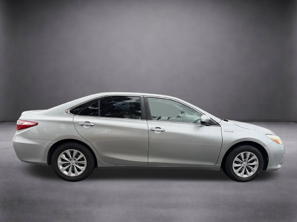 Used 2016 Toyota Camry LE FWD image 15