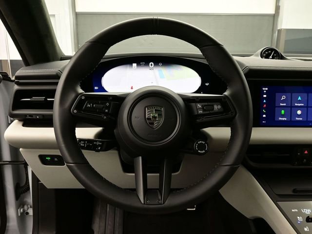 New 2025 Porsche Macan Turbo Electric image 8