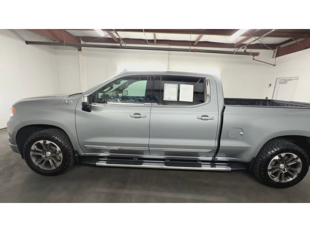 Used 2024 Chevrolet Silverado 1500 High Country w/ Max Trailering Package AWD/4WD image 5