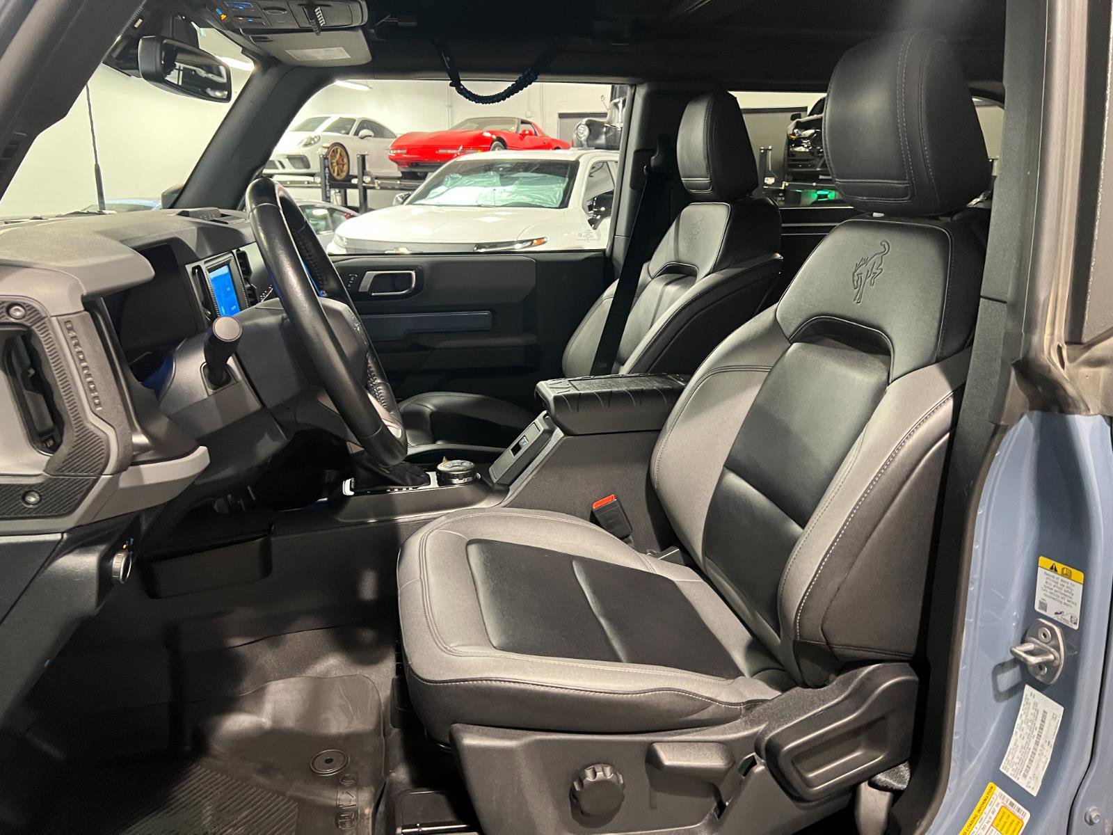 Used 2023 Ford Bronco Big Bend w/ Sasquatch Package image 9