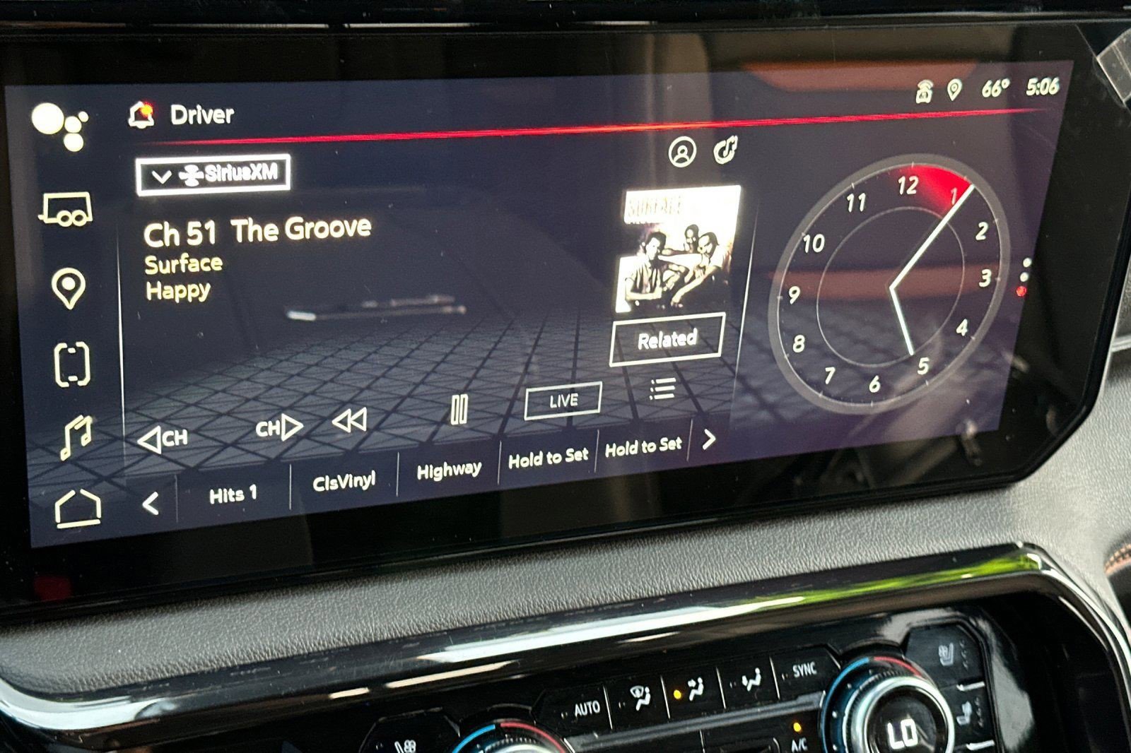 Certified 2024 GMC Sierra 2500 AT4 w/ AT4 Preferred Package image 14