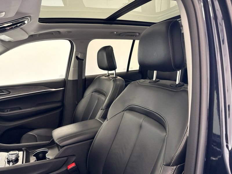 Used 2024 Jeep Grand Cherokee Limited AWD/4WD image 19
