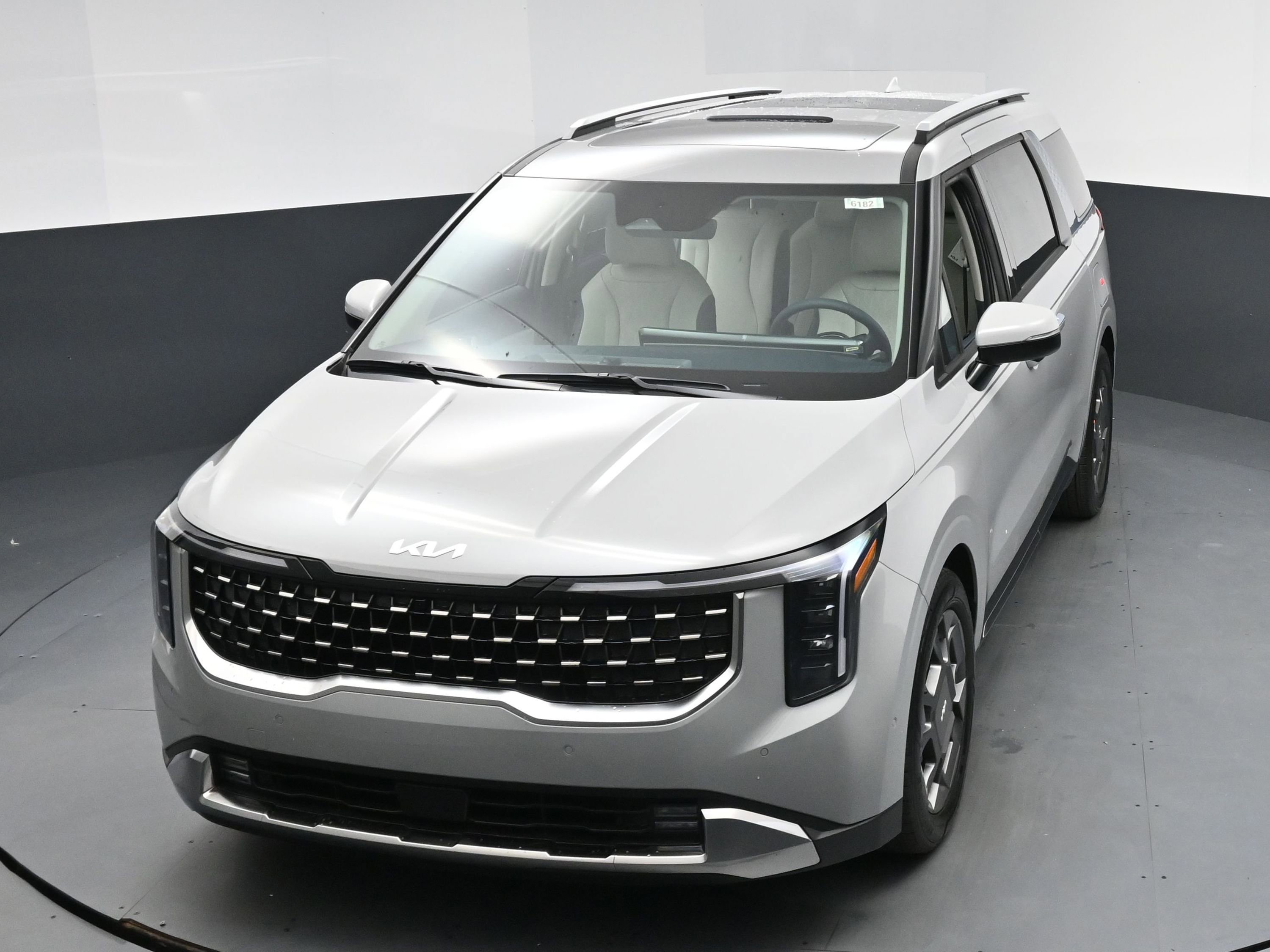 New 2026 Kia Carnival SX image 9