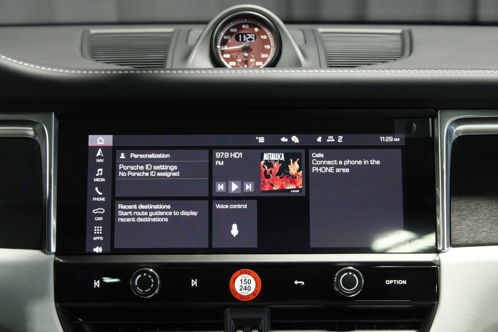 New 2026 Porsche Macan GTS AWD/4WD image 39