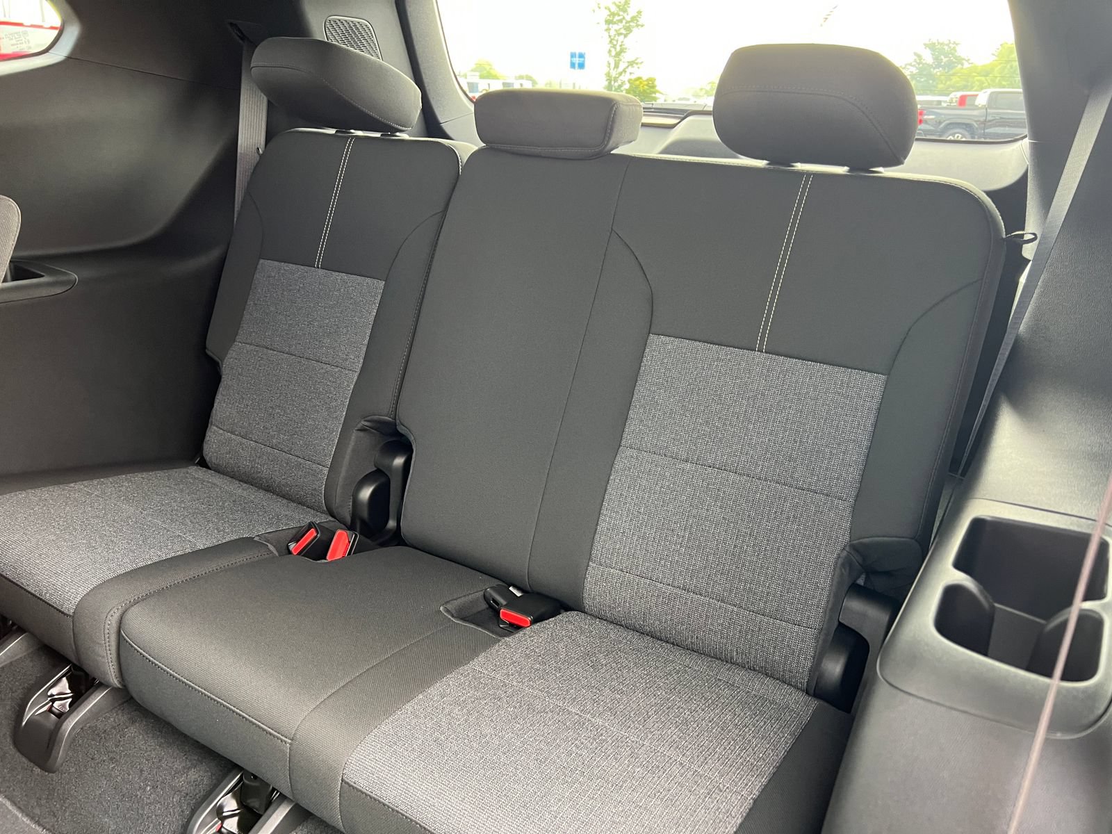 New 2027 GMC Acadia Elevation AWD/4WD image 7