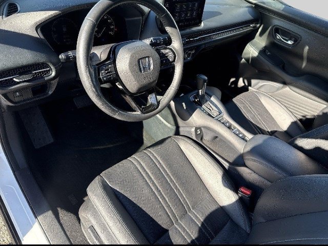 Used 2023 Honda HR-V EX-L image 8
