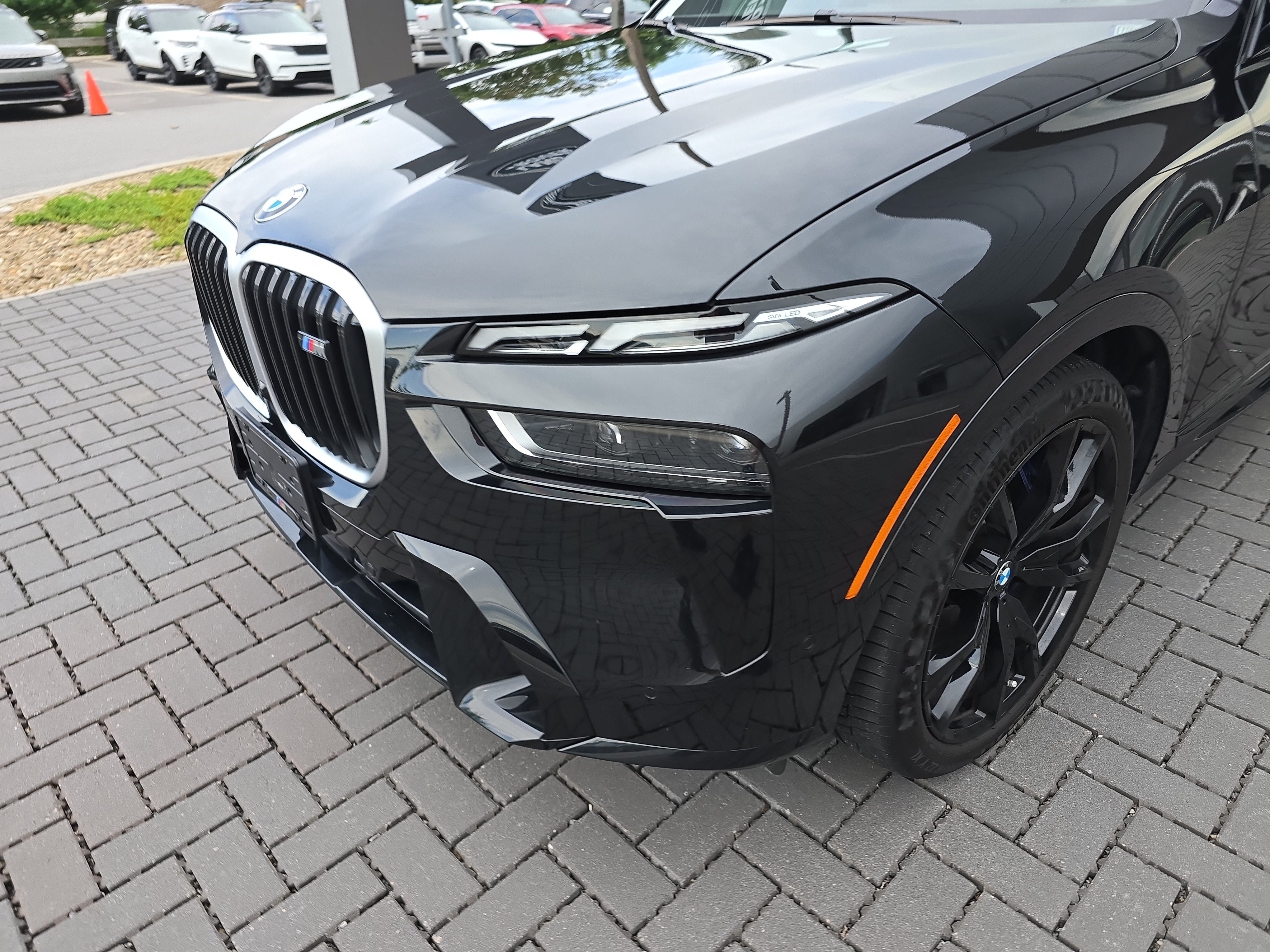 Used 2026 BMW X7 M60i AWD/4WD image 6