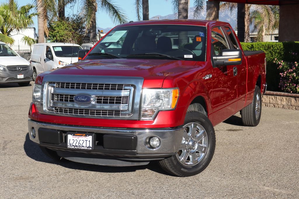 Used 2014 Ford F150 XLT w/ XLT Chrome Package image 4