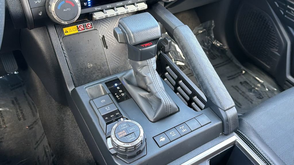 Certified 2025 Toyota 4Runner TRD Off-Road Premium w/ Tow Technology Package image 33