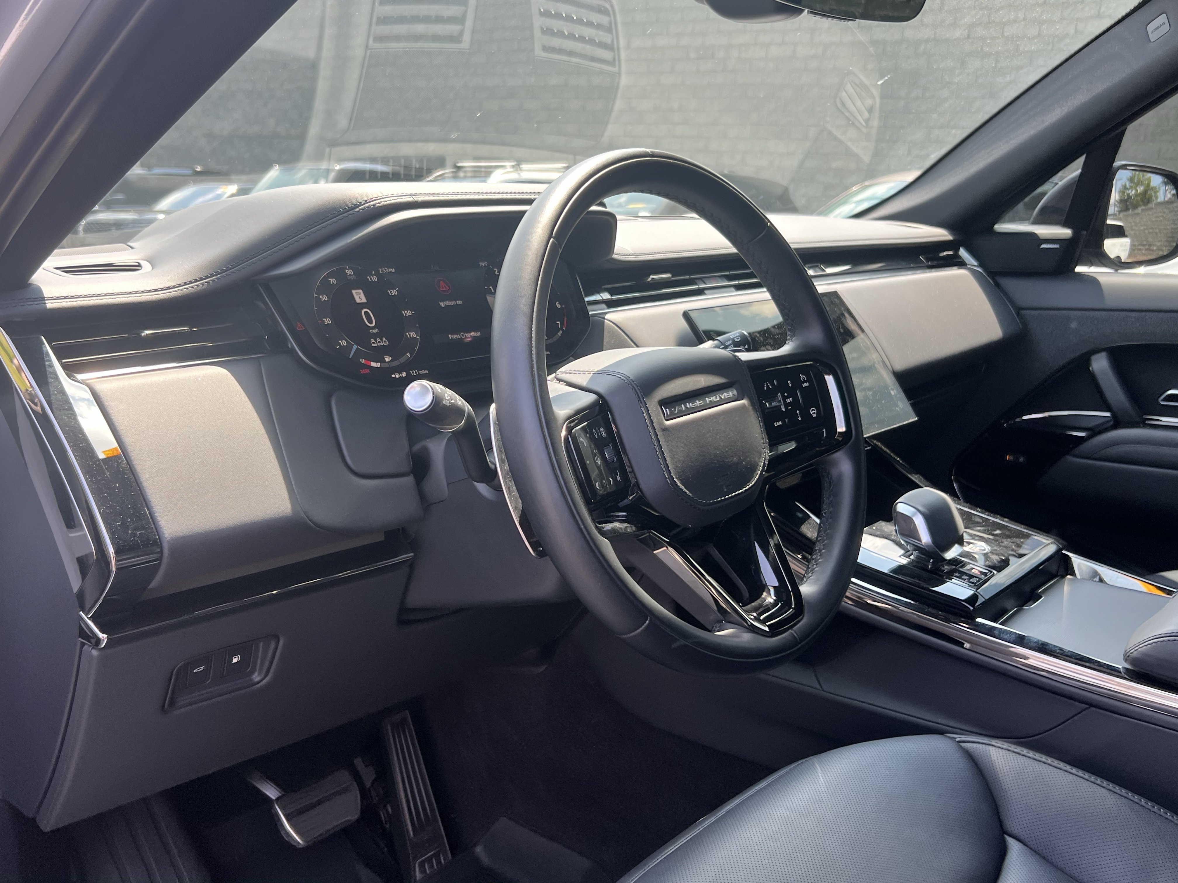 Certified 2025 Land Rover Range Rover Sport Dynamic SE AWD/4WD image 22