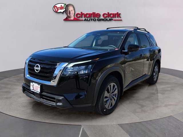 Certified 2025 Nissan Pathfinder SV image 1