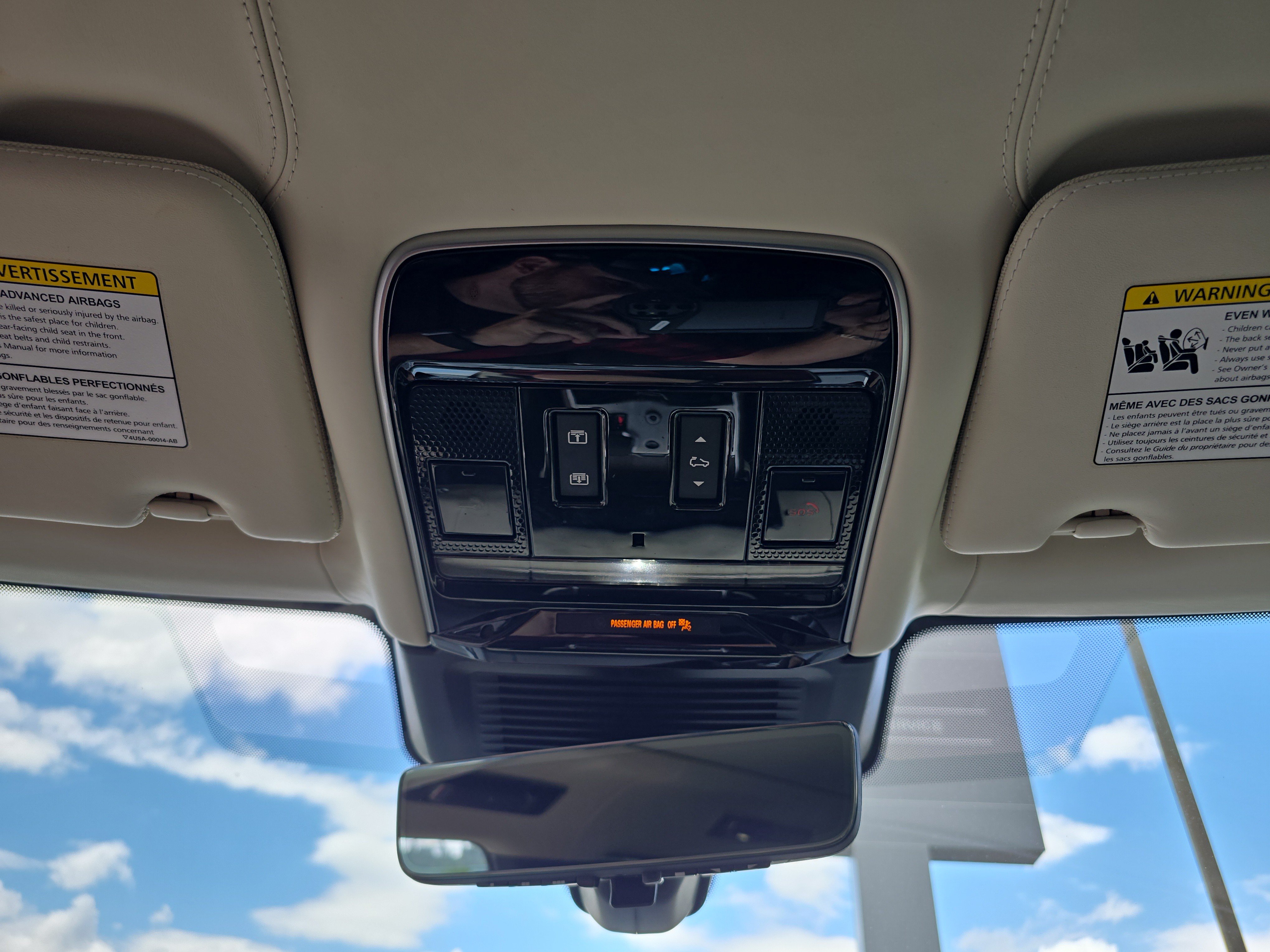 Certified 2023 Land Rover Range Rover Autobiography AWD/4WD image 24