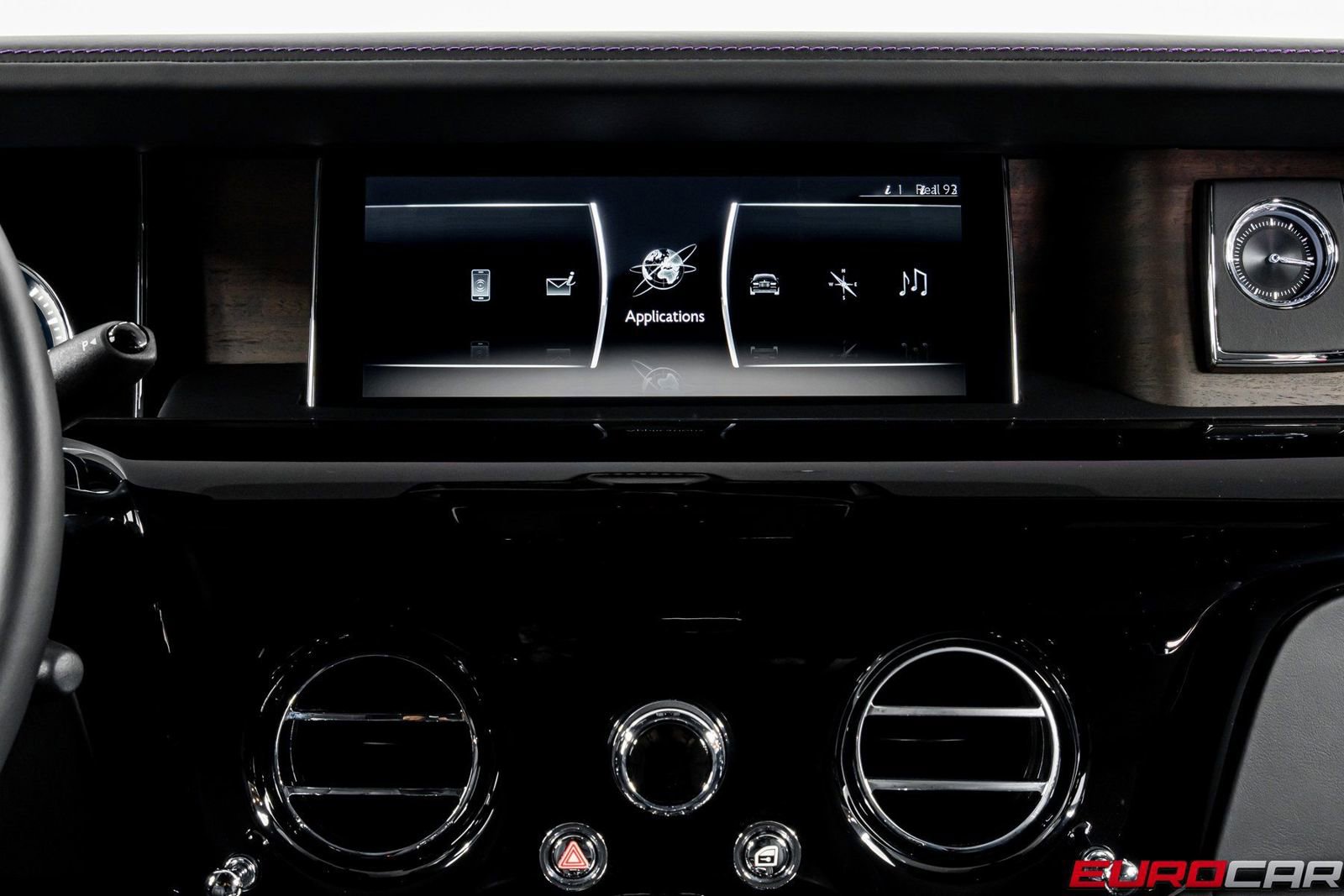 Used 2024 Rolls-Royce Phantom Sedan image 30