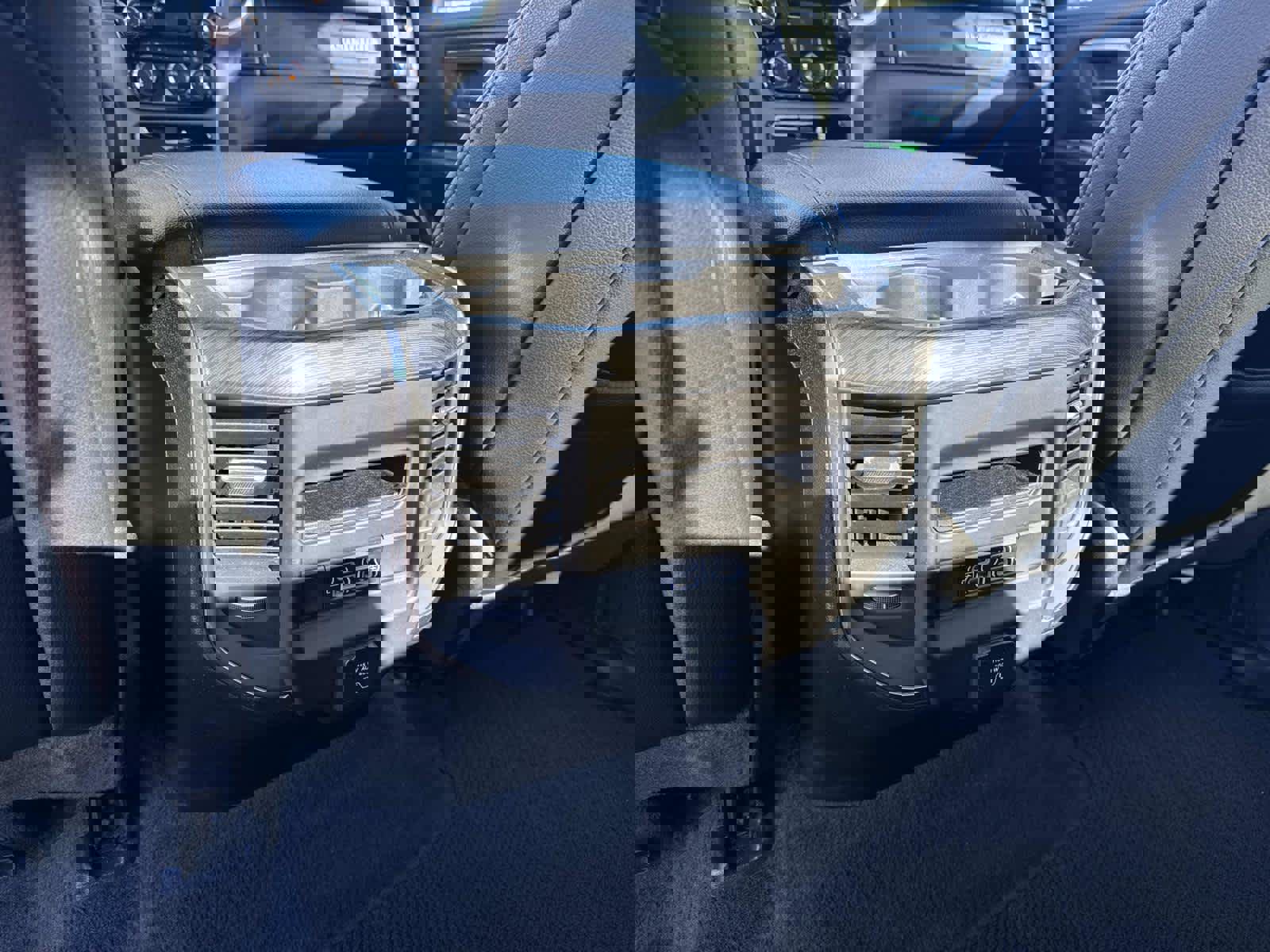 Used 2024 RAM 1500 Laramie image 16