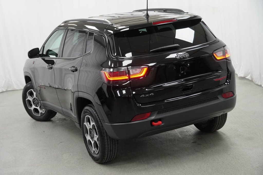 Certified 2022 Jeep Compass Trailhawk w/ Trailhawk Elite Group image 15