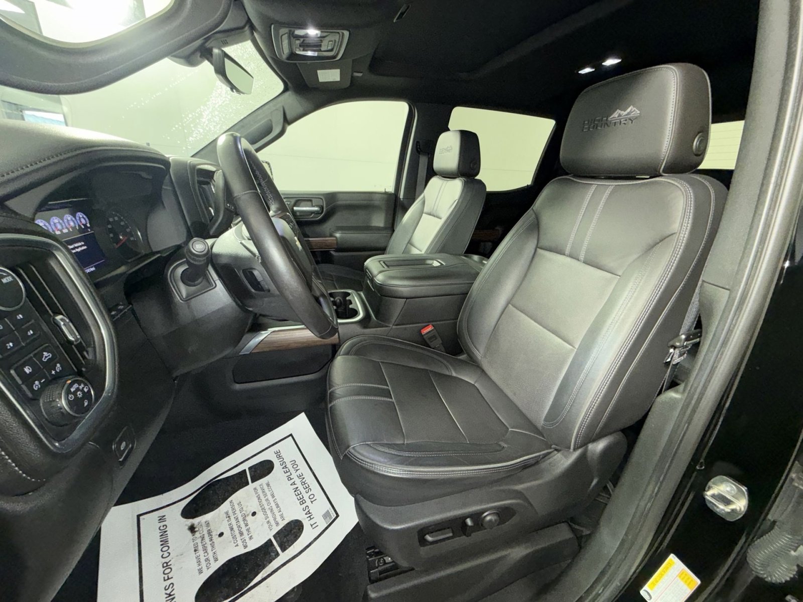 Used 2020 Chevrolet Silverado 1500 High Country w/ Technology Package image 13