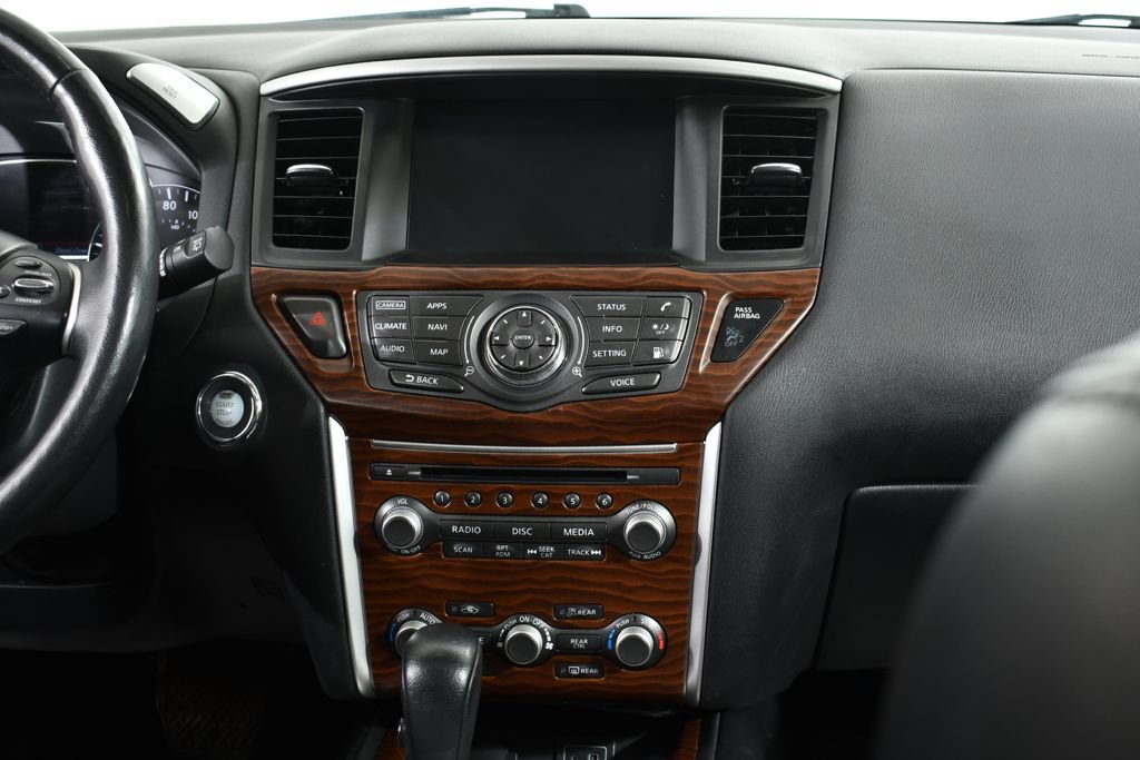 Used 2019 Nissan Pathfinder Platinum AWD/4WD image 9