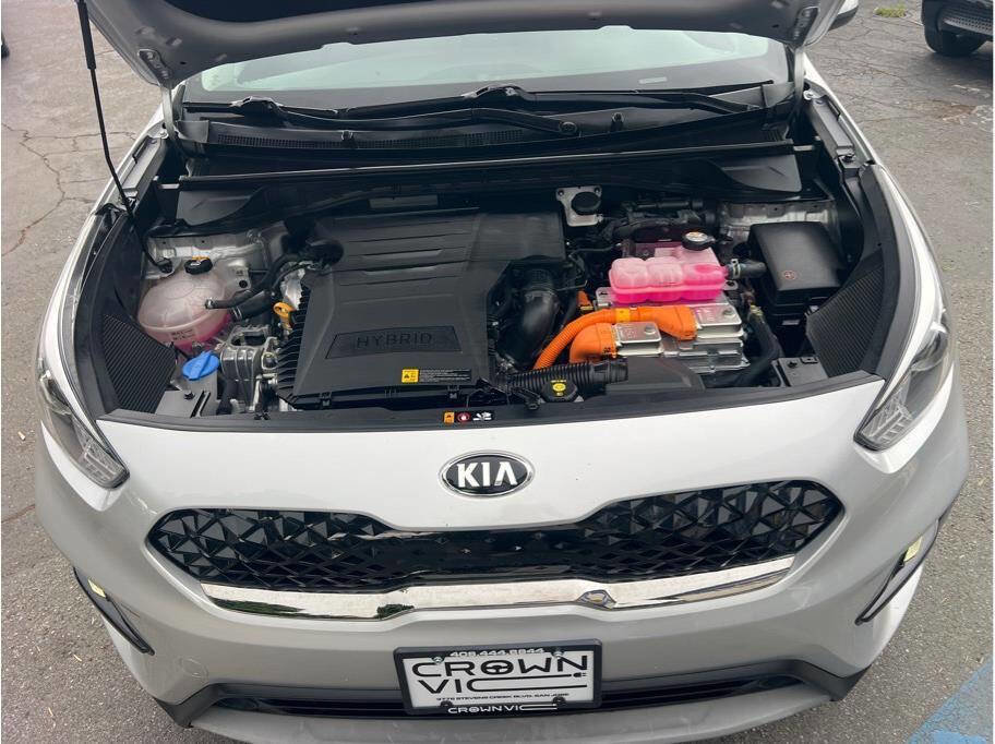 Used 2021 Kia Niro LX image 27