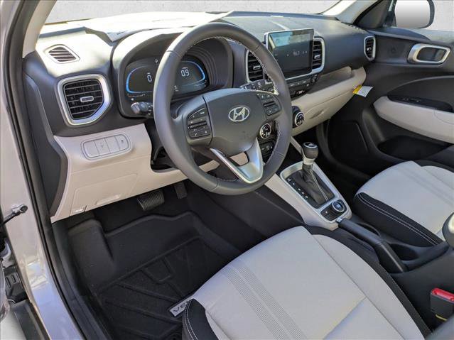 New 2026 Hyundai Venue SEL FWD image 3