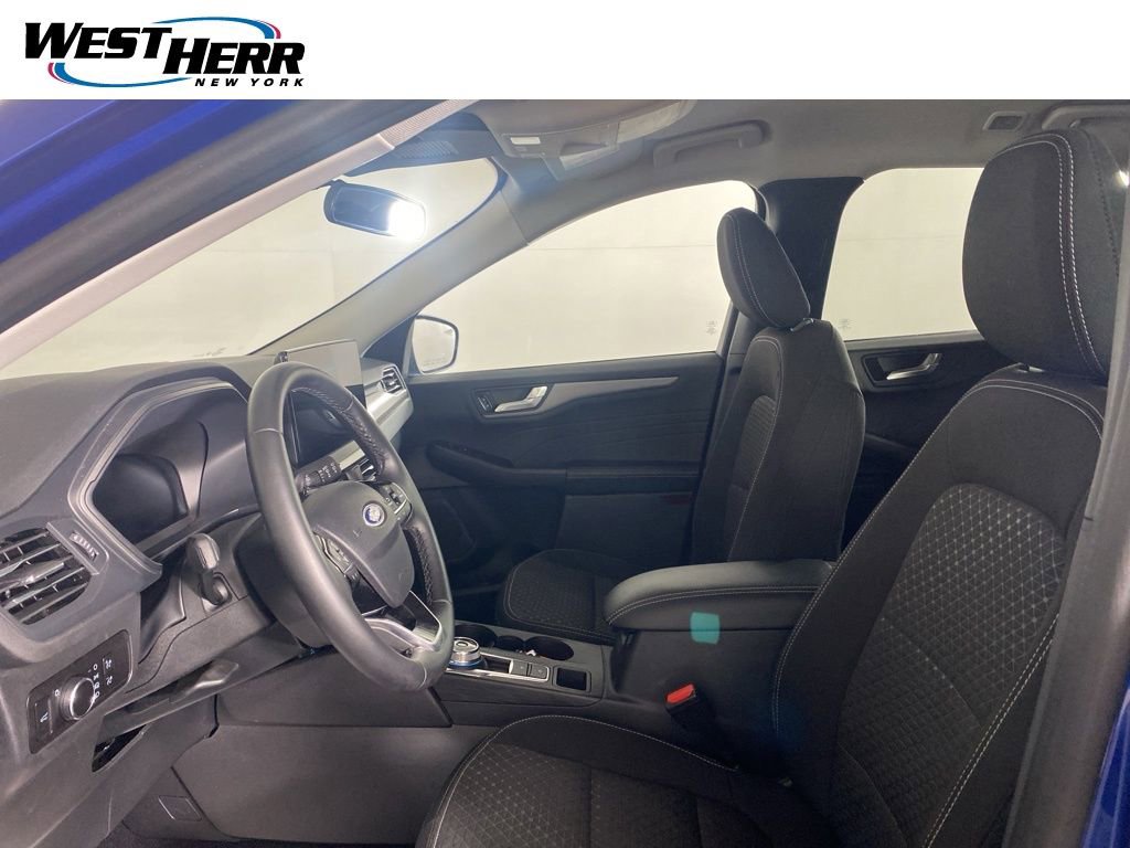 Used 2023 Ford Escape Active w/ Tech Pack #2 AWD/4WD image 13