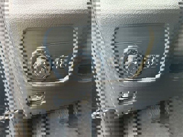 Certified 2022 Jeep Grand Cherokee L Overland image 17