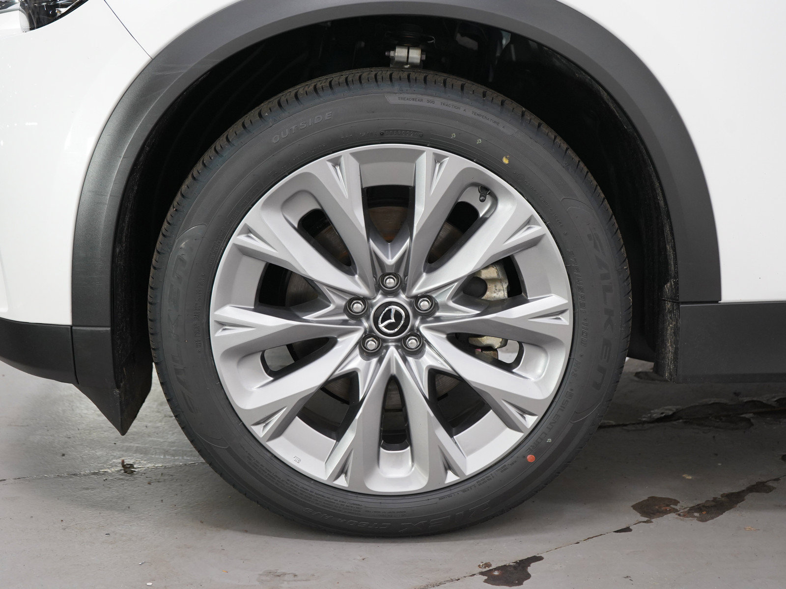 Certified 2024 MAZDA CX-90 3.3 Turbo w/ Premium Plus Pkg AWD/4WD image 30