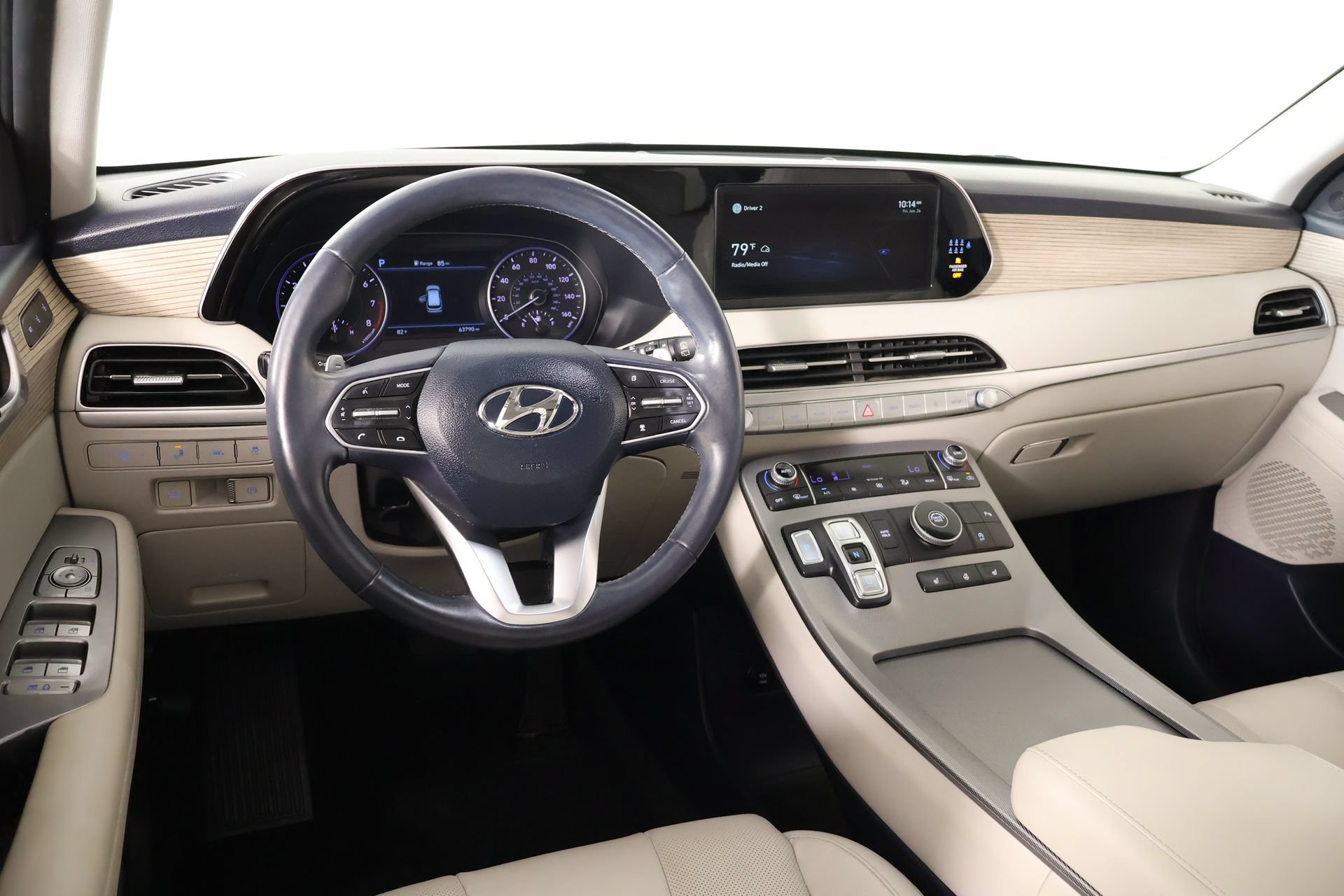 Used 2022 Hyundai Palisade SEL w/ 8P Bench Seat Package FWD image 2