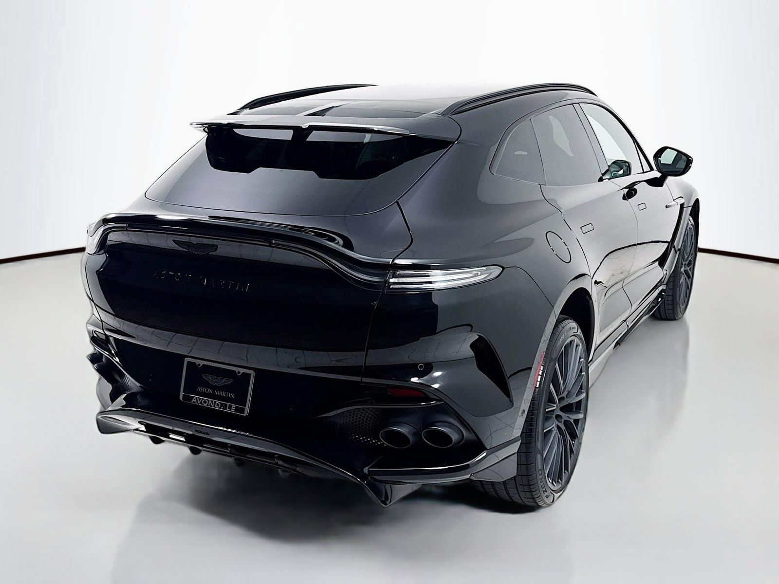 Used 2023 Aston Martin DBX 707 AWD/4WD image 7