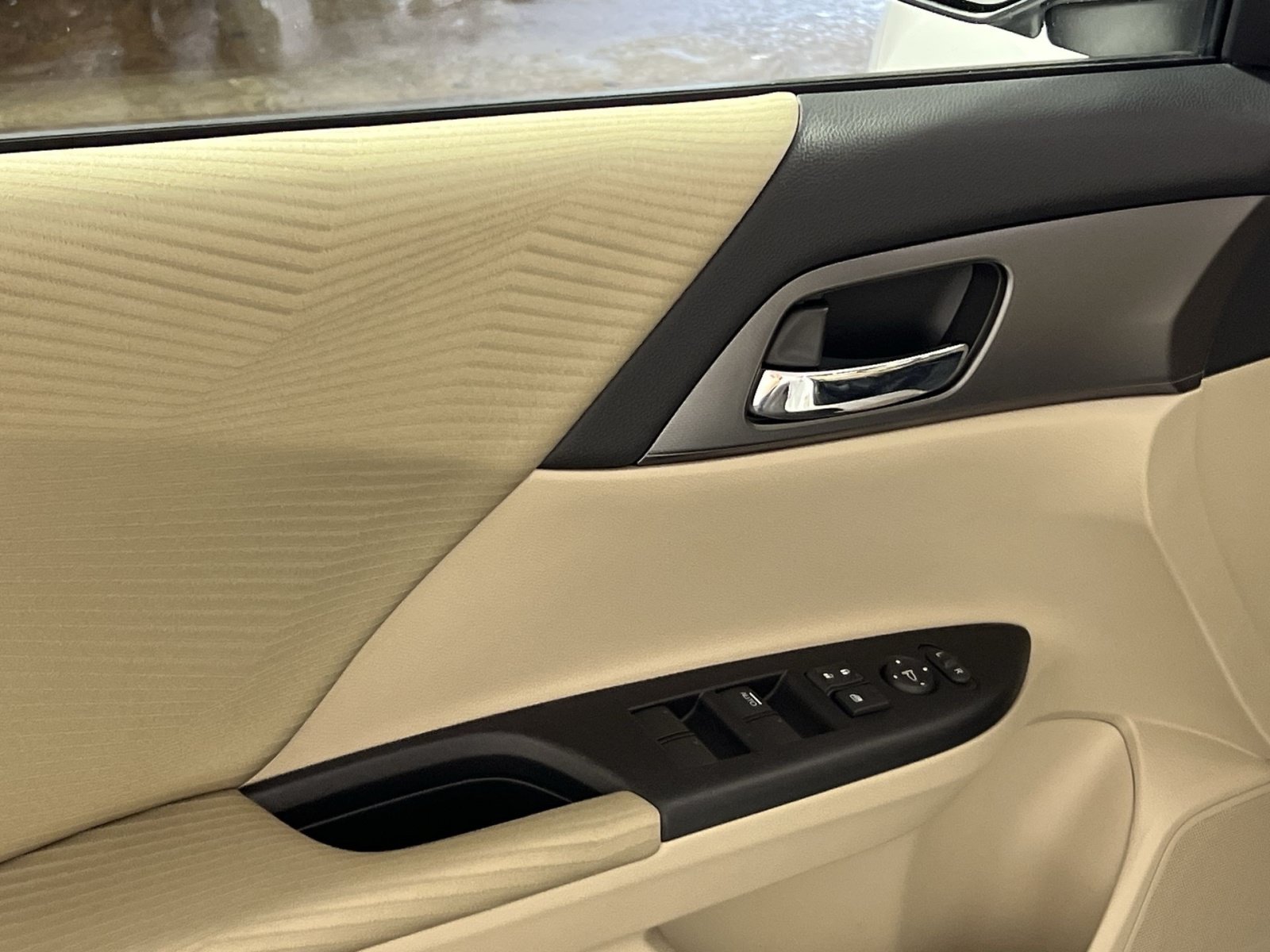 Used 2014 Honda Accord LX image 14