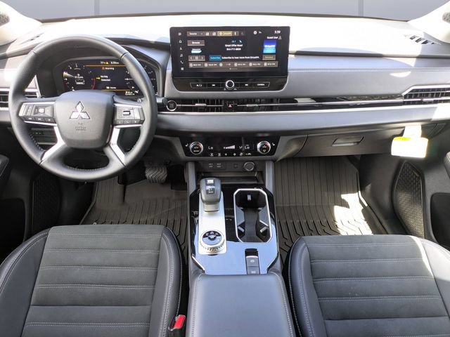 Used 2025 Mitsubishi Outlander SE FWD image 15