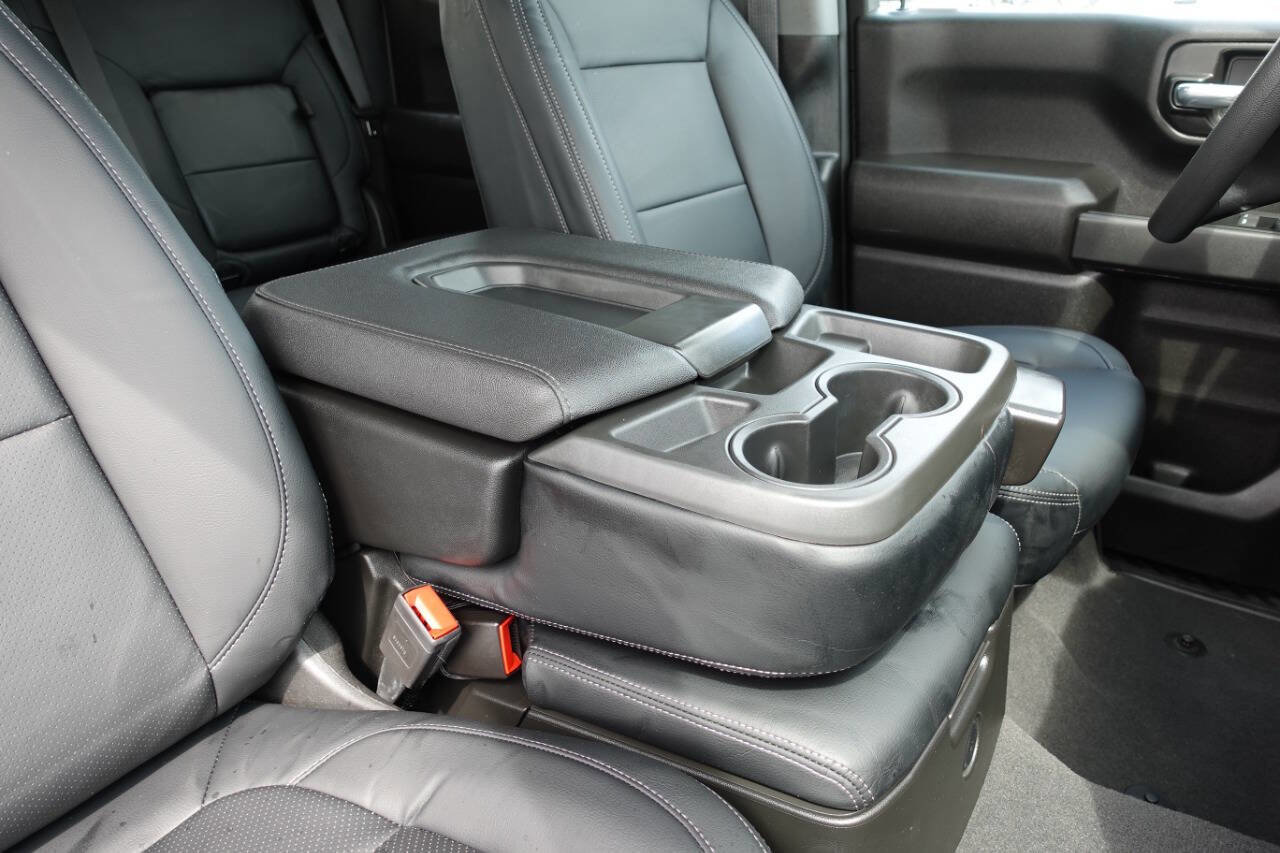 Used 2023 Chevrolet Silverado 1500 Custom w/ LPO, Dark Essentials Package AWD/4WD image 31