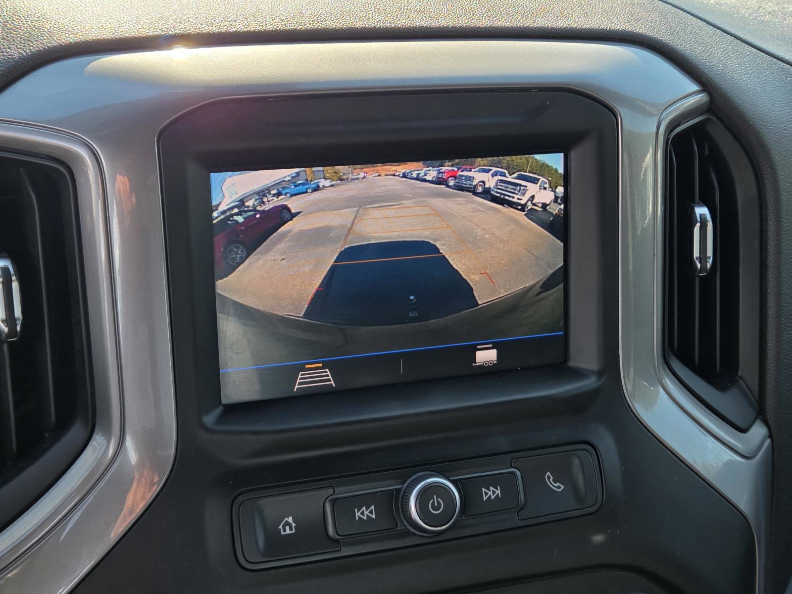 Used 2021 Chevrolet Silverado 1500 Custom image 12