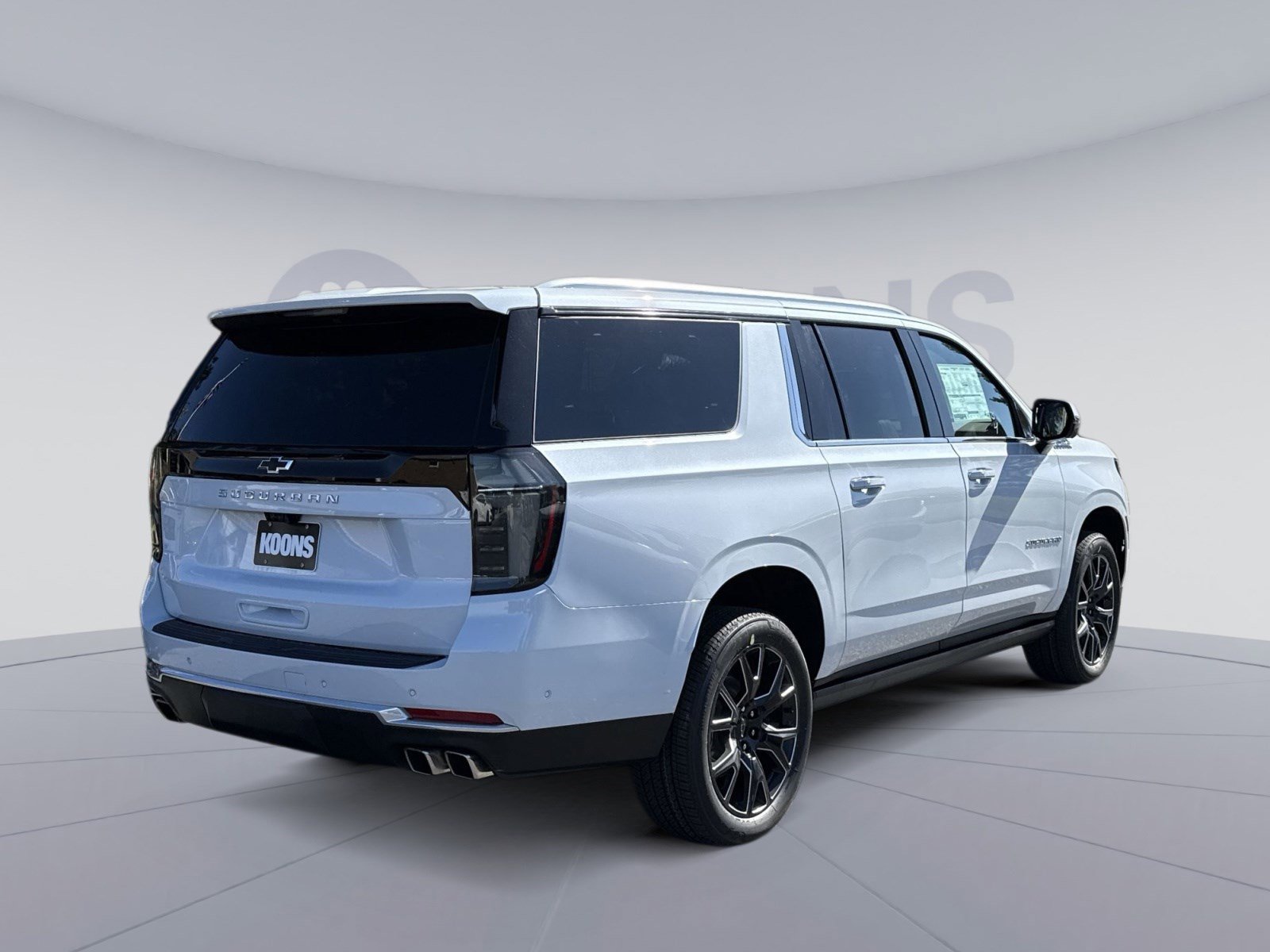 New 2026 Chevrolet Suburban High Country image 7