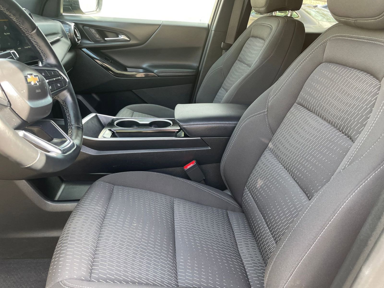 Used 2025 Chevrolet Equinox LT FWD image 27