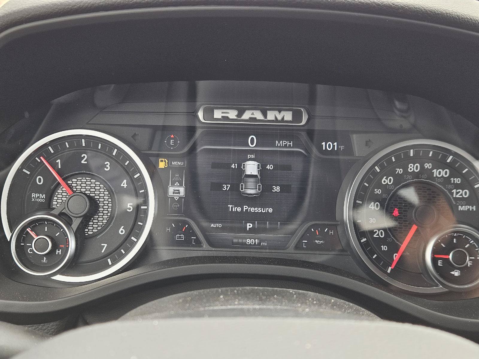 New 2026 RAM 1500 Big Horn AWD/4WD image 11