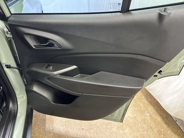 Certified 2024 Chevrolet Trax ACTIV w/ Sunroof Package FWD image 25