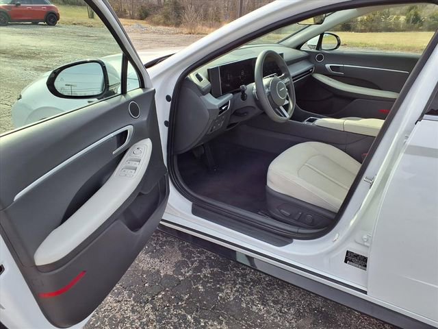 Used 2025 Hyundai Sonata SEL image 48