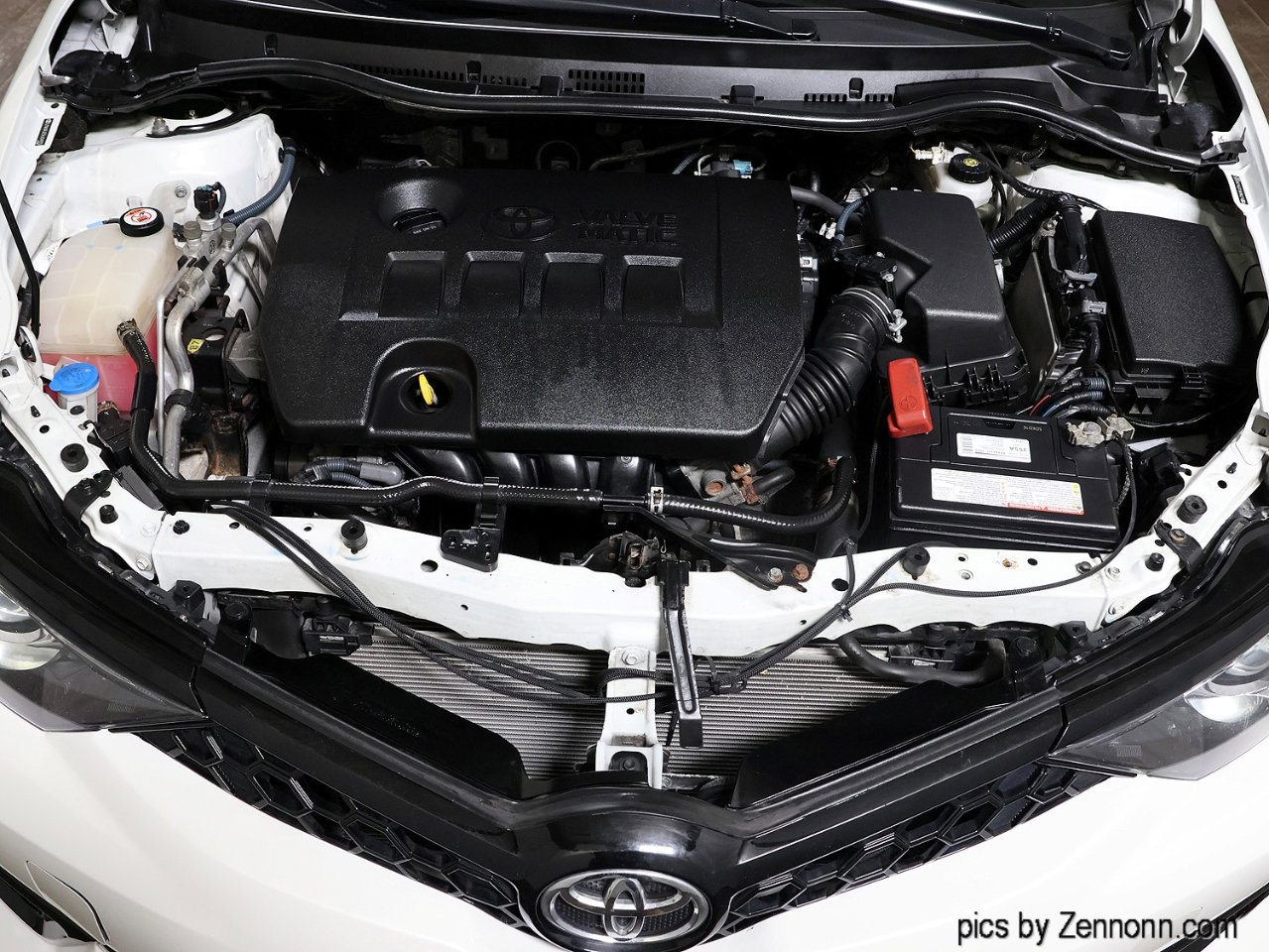 Used 2017 Toyota Corolla iM image 35