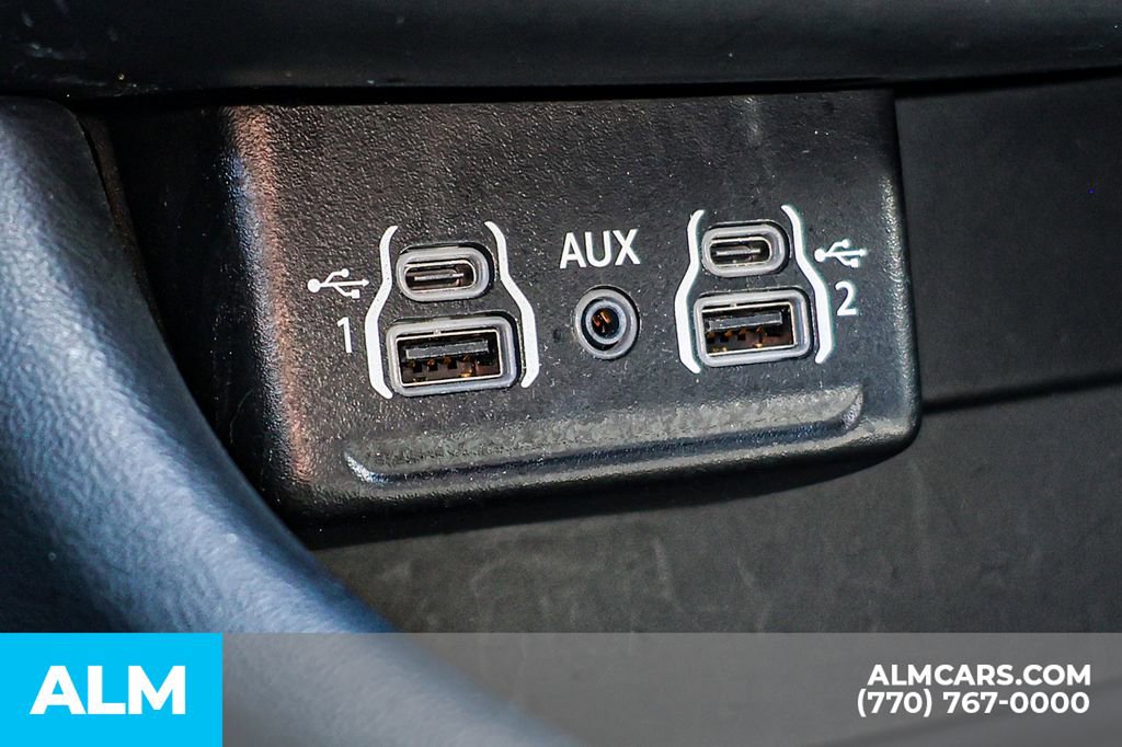 Used 2024 Dodge Durango GT RWD image 42
