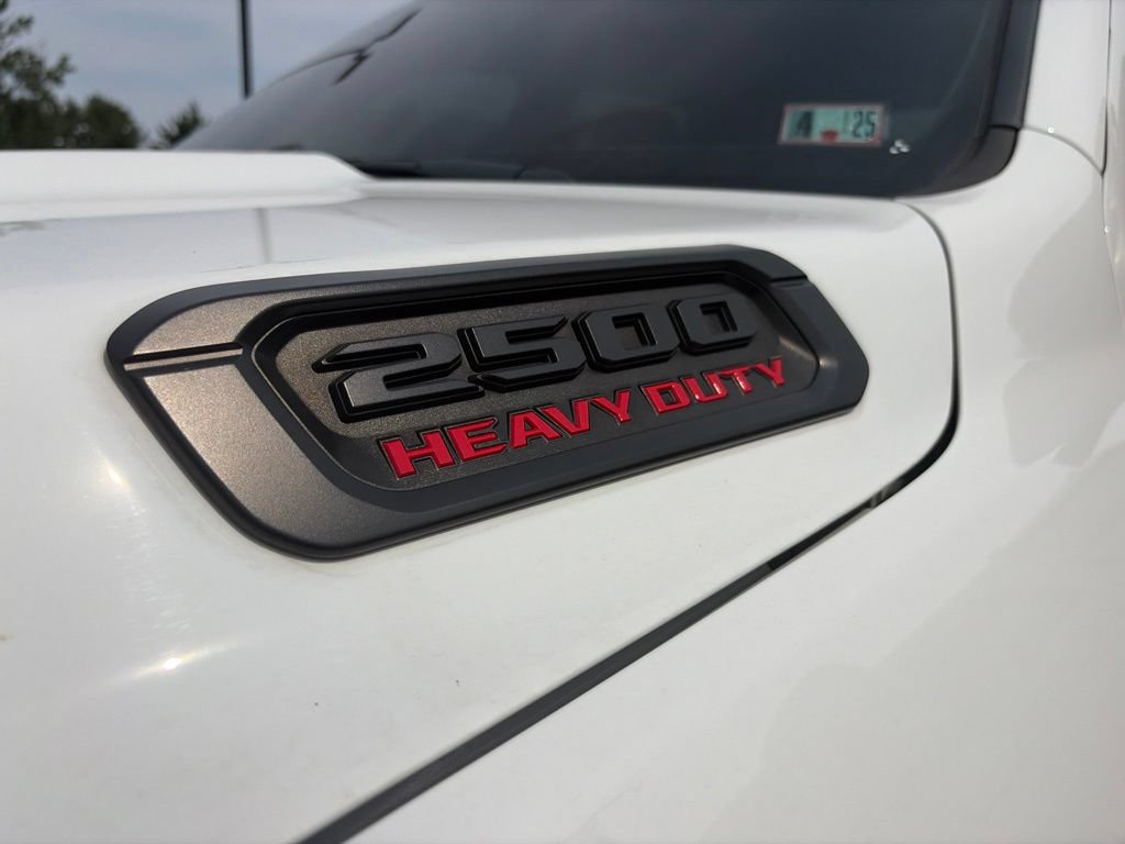 Used 2021 RAM 2500 Big Horn w/ Night Edition AWD/4WD image 5