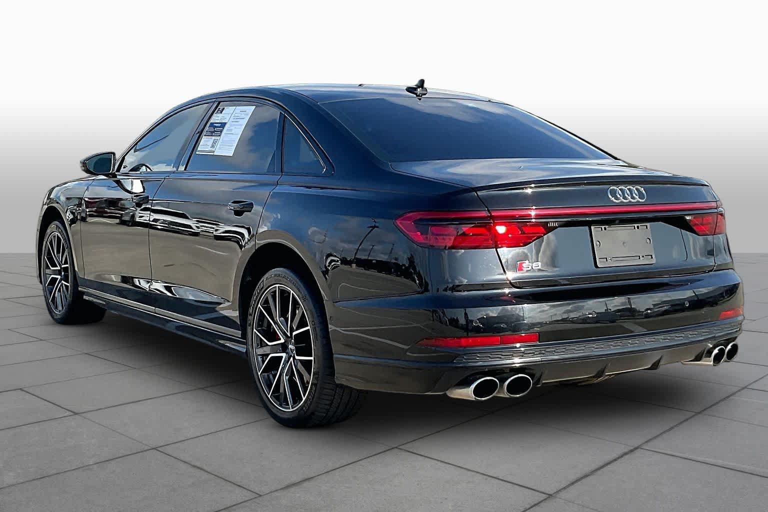 Used 2020 Audi S8 L w/ S8 Executive Package AWD/4WD image 12