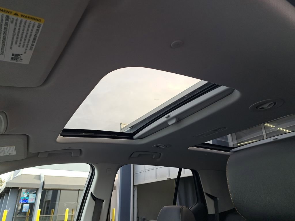 Used 2019 Chevrolet Traverse LT w/ LT Premium Package image 35