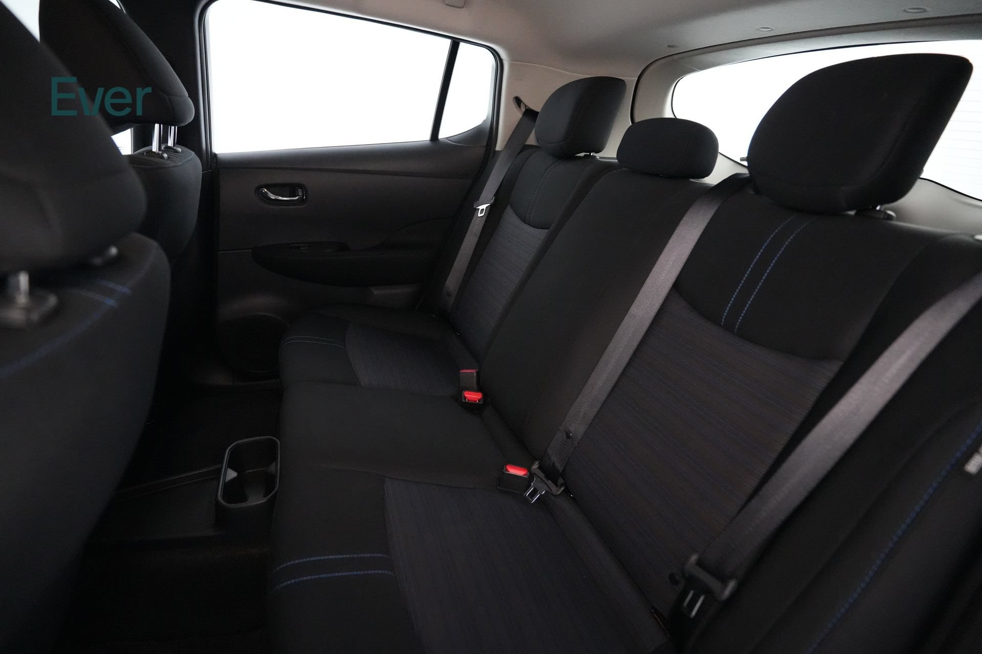 Used 2025 Nissan Leaf S FWD image 24