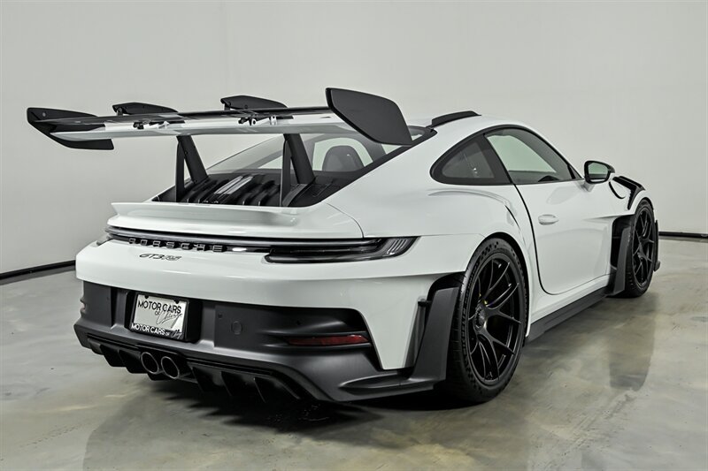 Used 2024 Porsche 911 GT3 RS RWD image 9