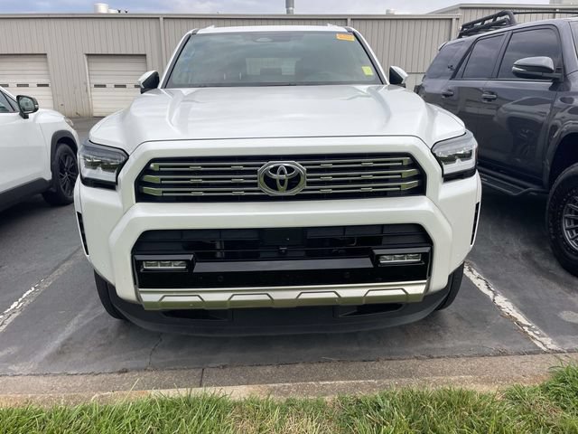 Used 2025 Toyota 4Runner Limited AWD/4WD image 2